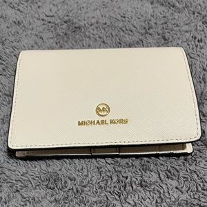NWT! Michael Kors Jet Set Charm Medium Slim Wallet